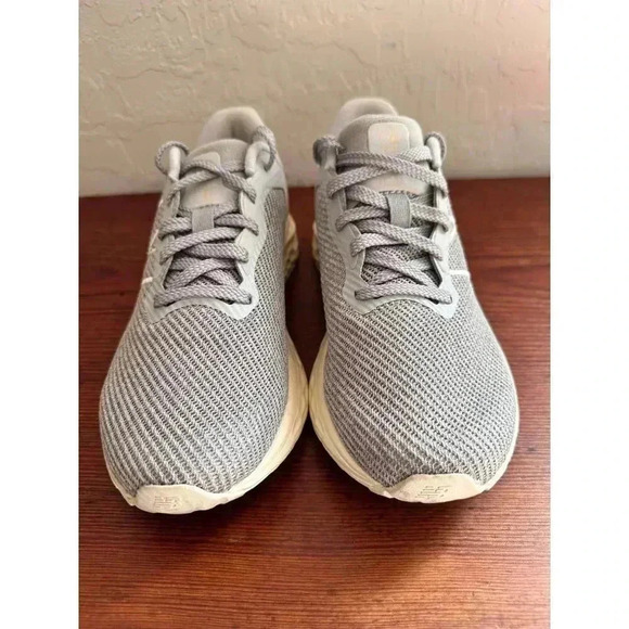 New Balance Fresh Foam Arishi v4 Men’s Running Shoes Size 9.5 Gray WARISAG4 - Picture 6 of 10